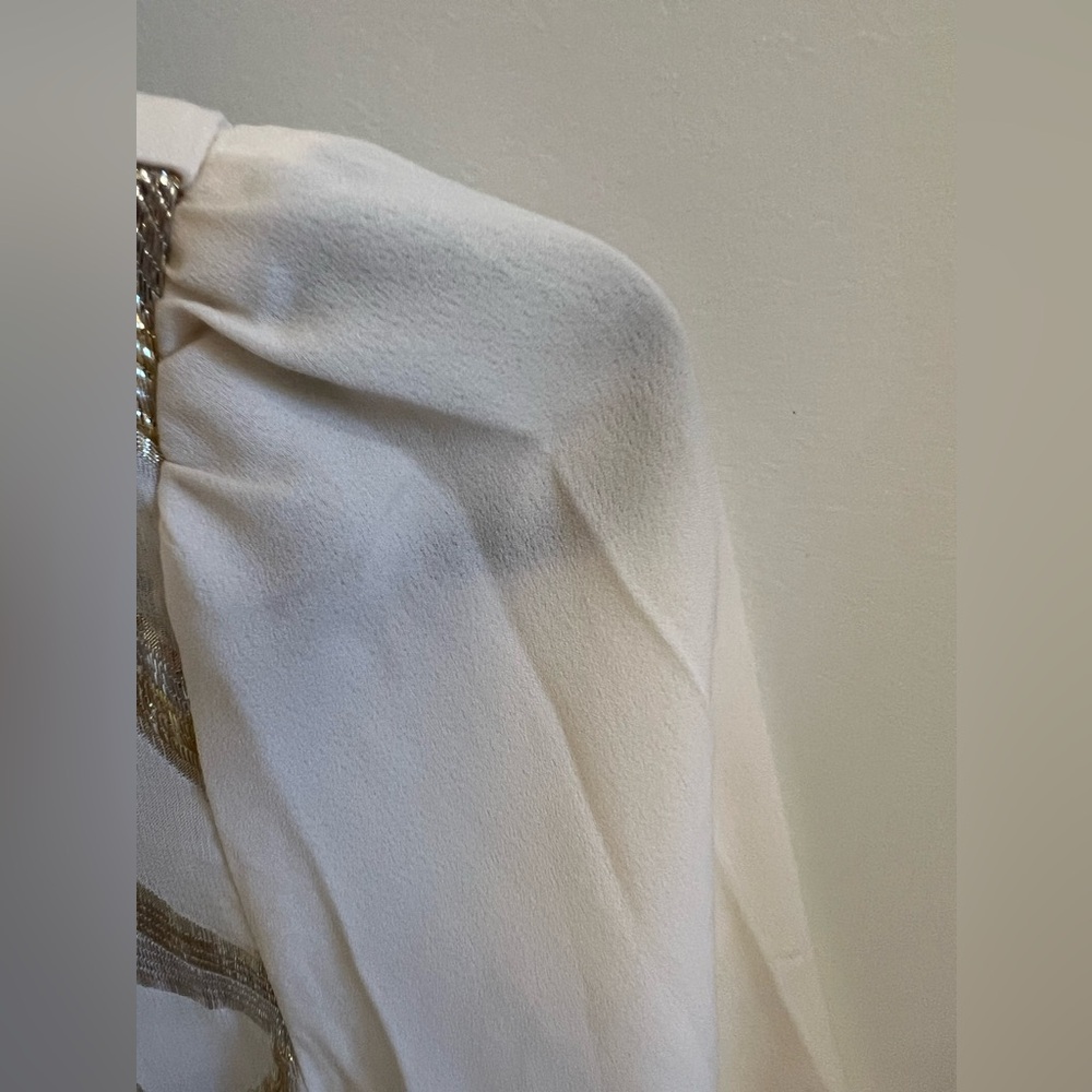 Dainty Hooligan 3/4 Sleeve Gold Silver Cream White Metallic Scallop Shift Dress - Picture 6 of 7